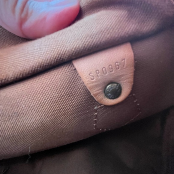 Louis Vuitton Speedy 30 - Picture 10 of 16